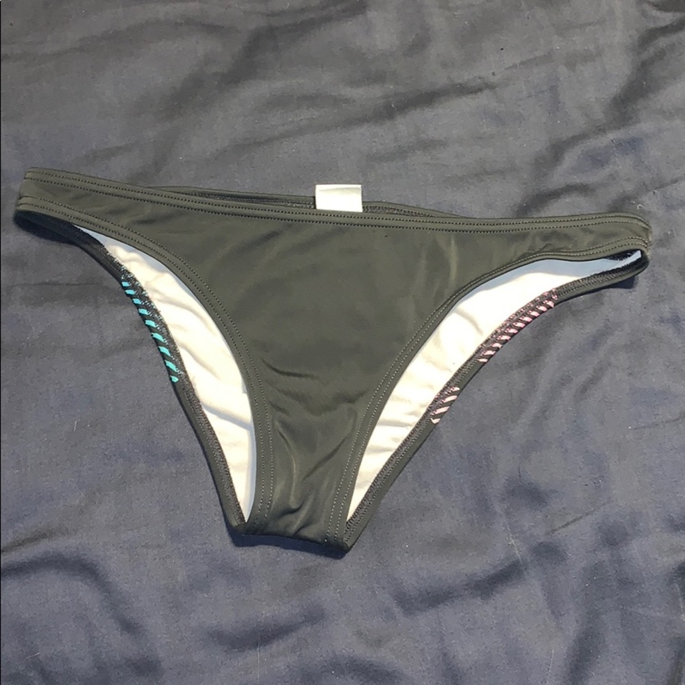 Cheeky Billabong Bikini bottoms